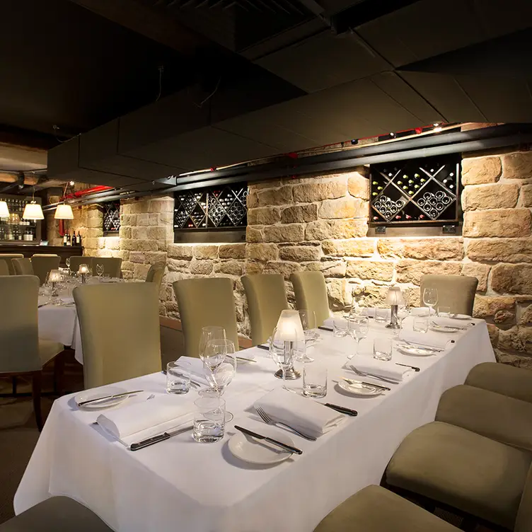 Interior dining room at Kingsleys Australian Steakhouse, one of the best steak restaurants in Sydney. Credit: Kingsleys Australian Steakhouse