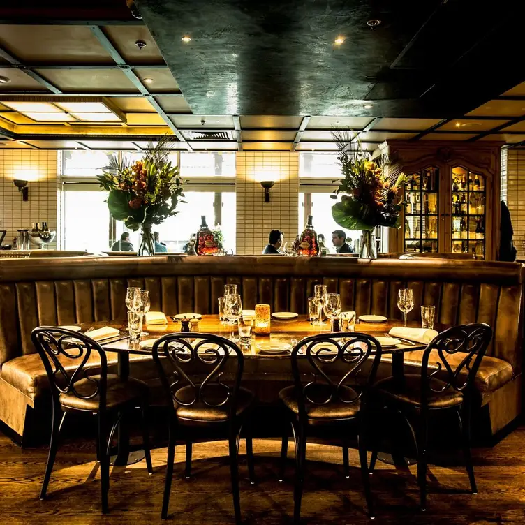 The indoor dining area and bar at Waterfront Southgate, one of the best steak restaurants in Melbourne’s CBD. Credit: Waterfront Southgate