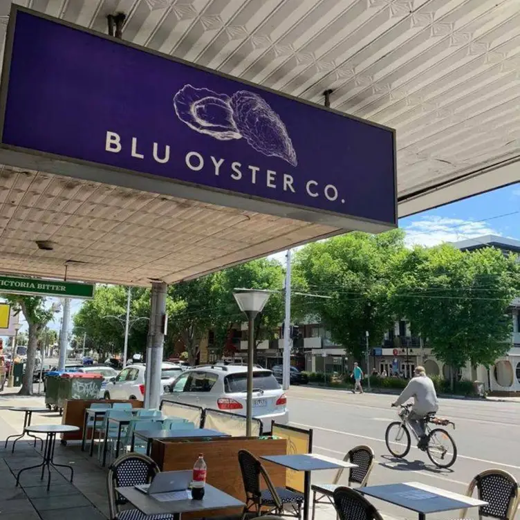 blu-oyster-co-3