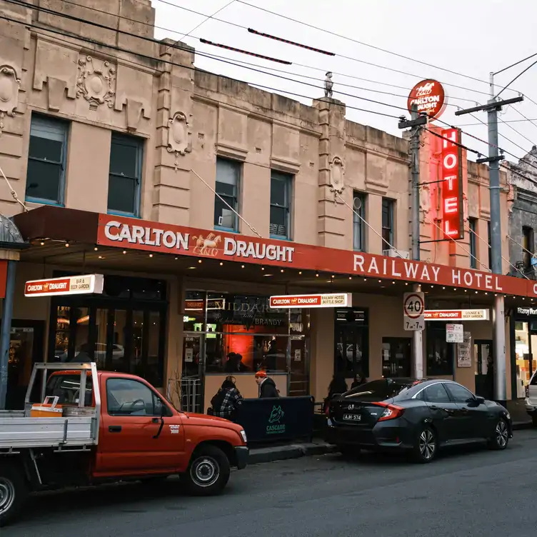 The exterior street entrance to Railway Hotel, one of the best family restaurants in Melbourne.